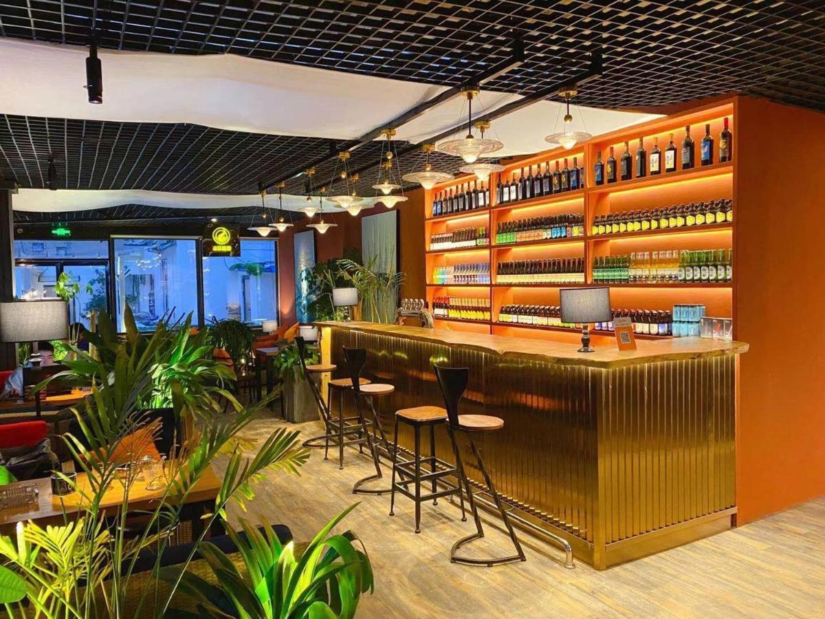 Lantian Garden Hostel Циндао Экстерьер фото