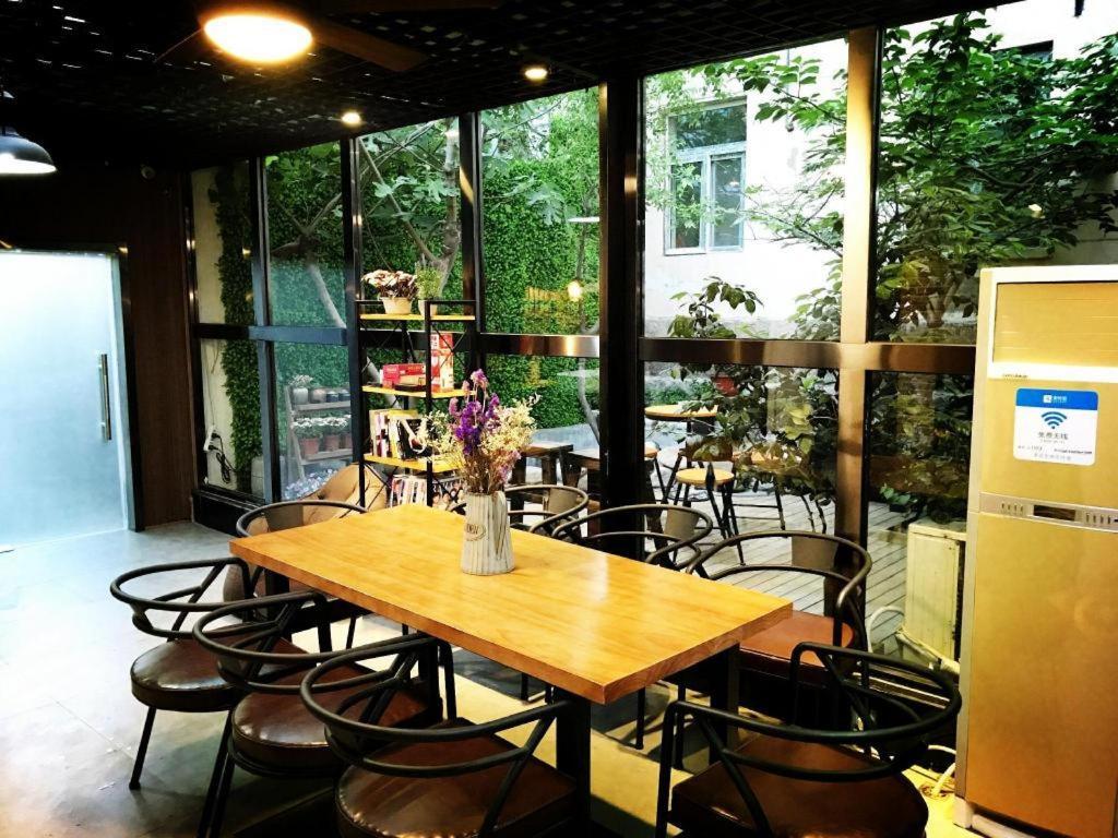 Lantian Garden Hostel Циндао Экстерьер фото