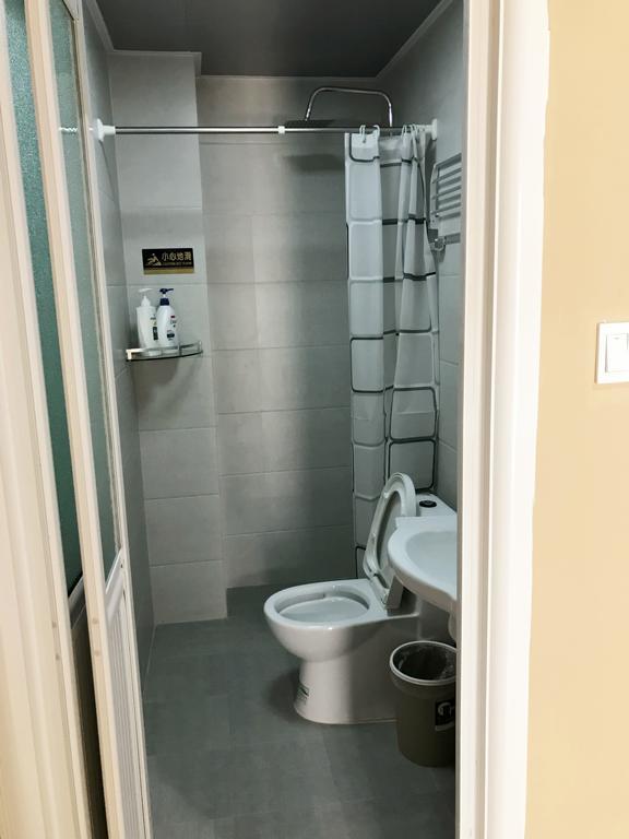 Lantian Garden Hostel Циндао Экстерьер фото