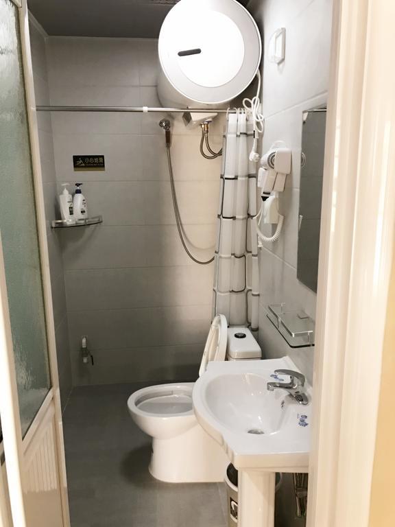Lantian Garden Hostel Циндао Экстерьер фото