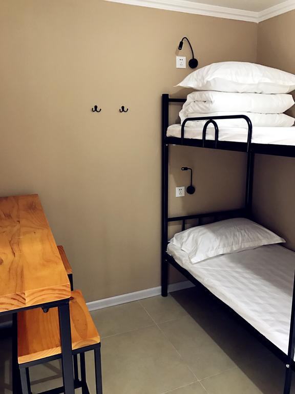 Lantian Garden Hostel Циндао Экстерьер фото